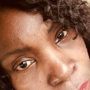 Meet your Posher, Bettie